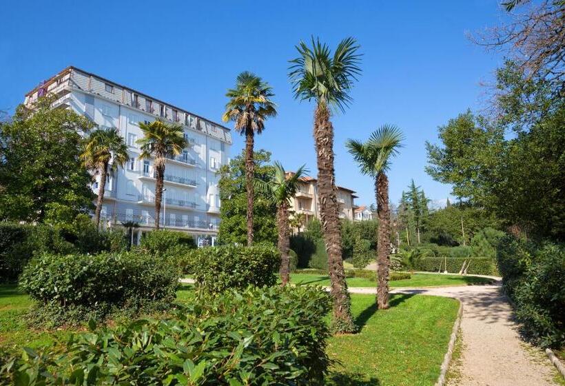 فندق Hostel Link