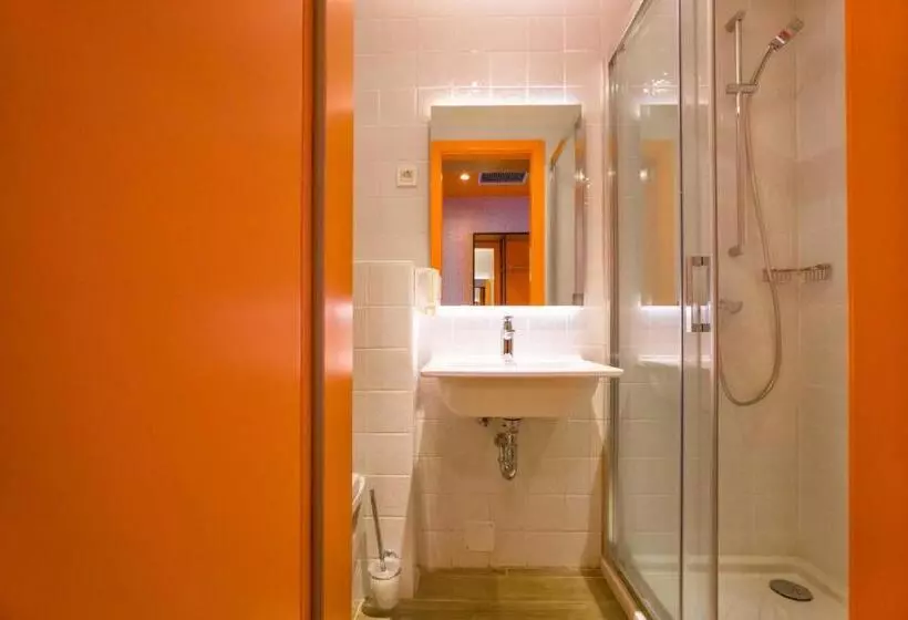 Hotel Hostel Link
