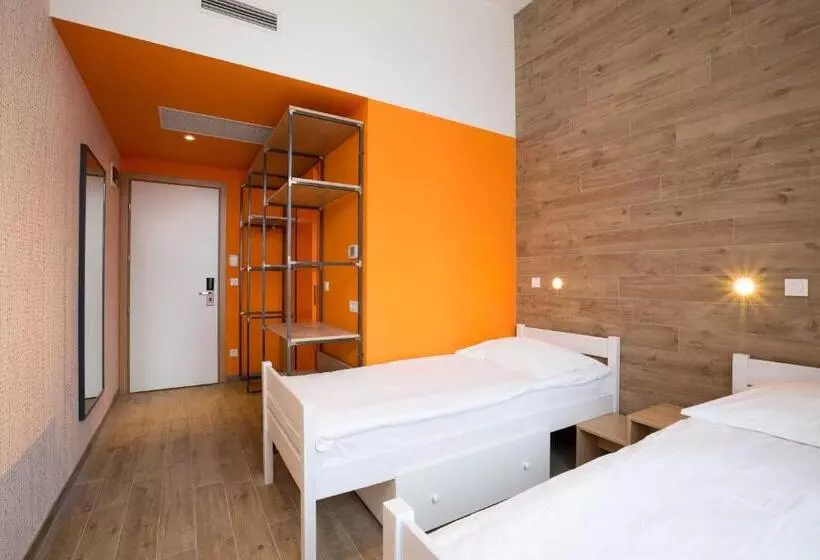 Hotel Hostel Link
