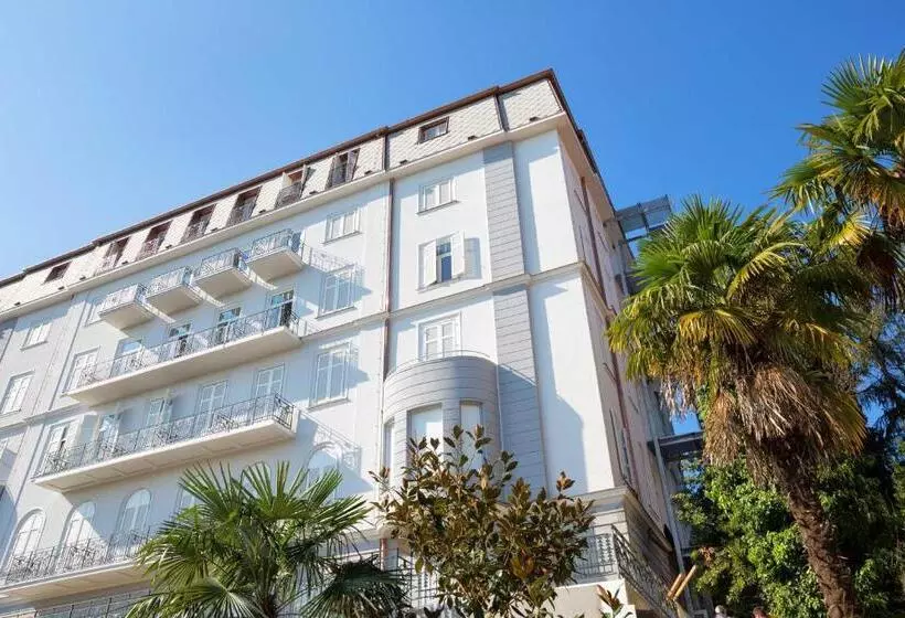 Hotel Hostel Link
