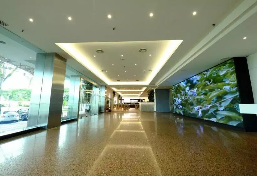 ホテル Kuching Park