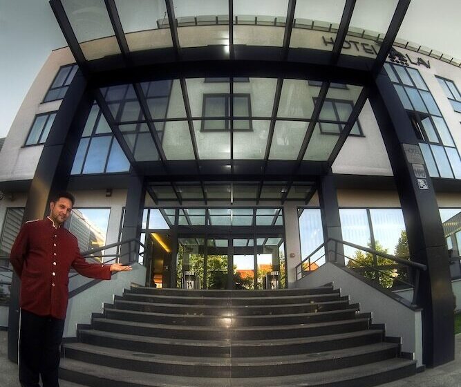 בית מלון כפרי Lav