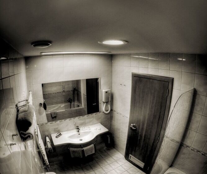 בית מלון כפרי Lav