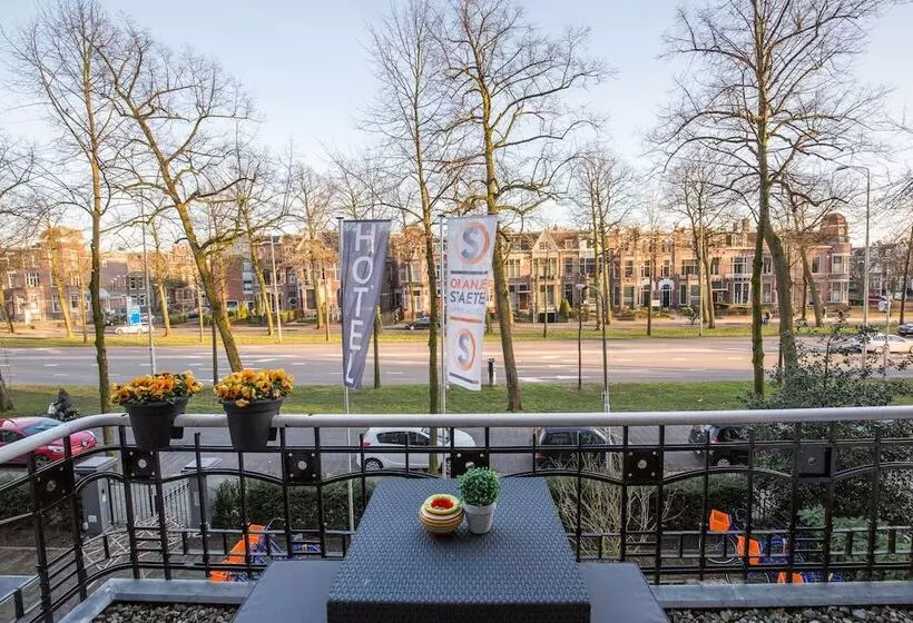 هتل Oranjestaete