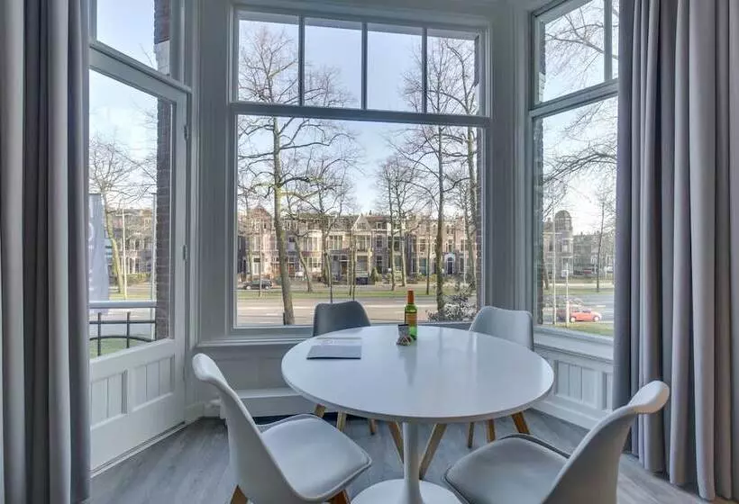 هتل Oranjestaete