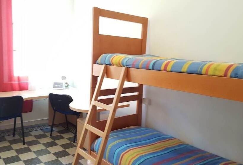 هتل Ostello Domus Civica