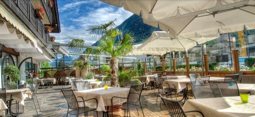 ホテル Pension Löwen