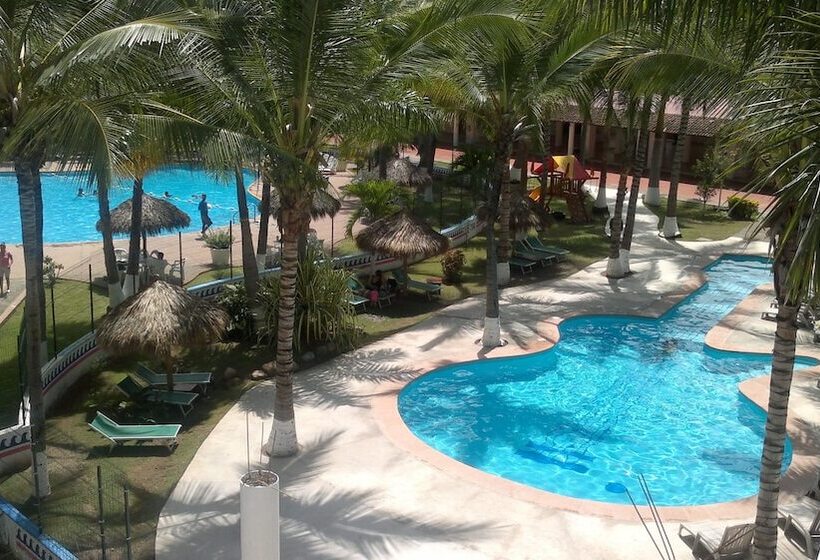 ホテル Splash Inn Nuevo Vallarta & Parque Acuatico
