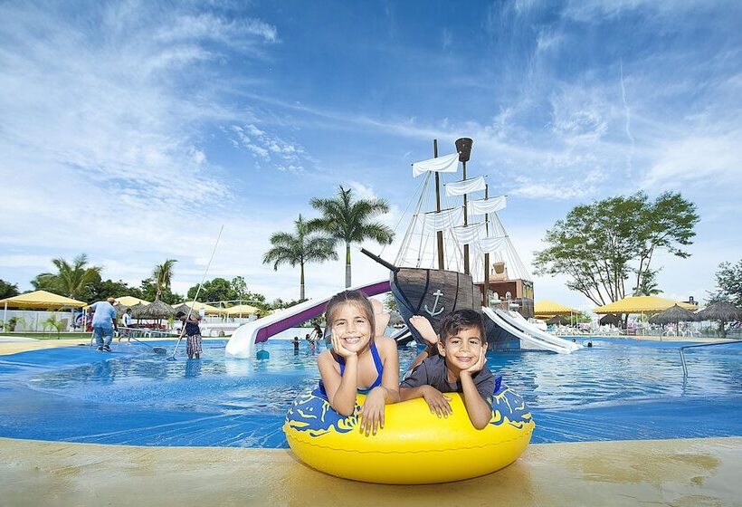 ホテル Splash Inn Nuevo Vallarta & Parque Acuatico
