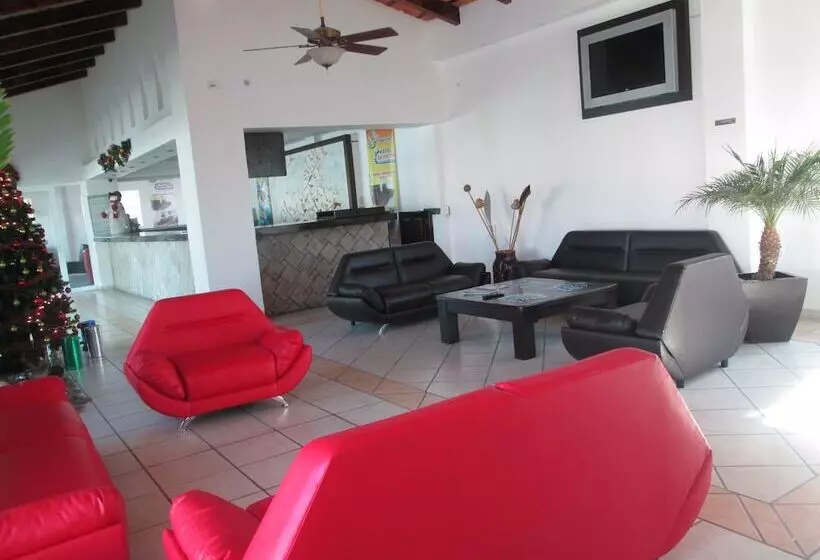 هتل Splash Inn Nuevo Vallarta & Parque Acuatico