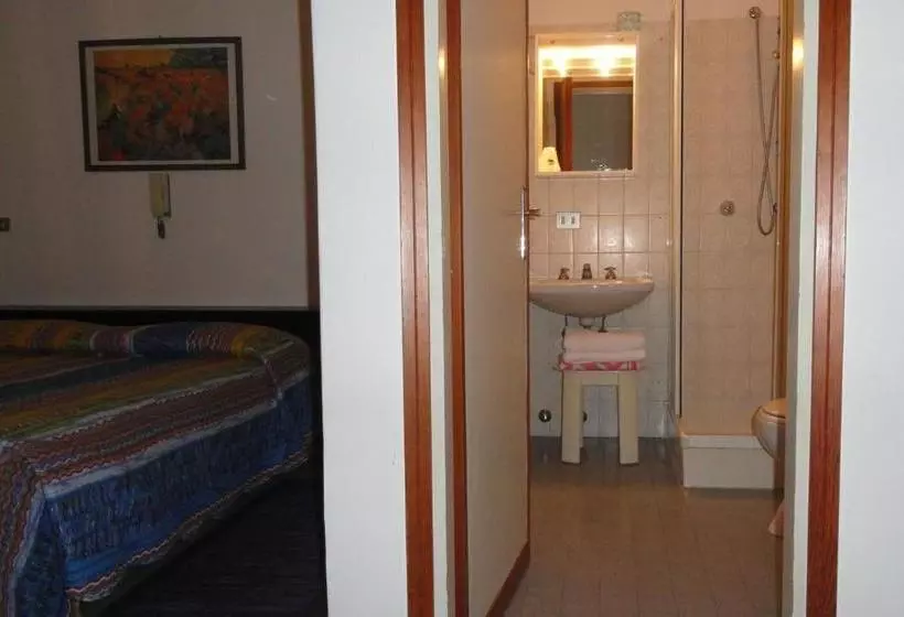 Hotelli Albergo Ristorante Cima I Pra
