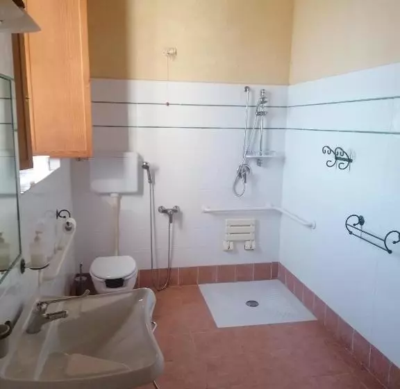 ホテル Agriturismo Cascina Santa Brera