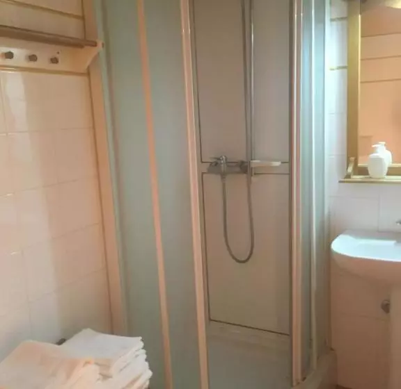 ホテル Agriturismo Cascina Santa Brera