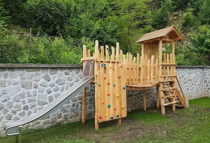 ホテル Chalet Val Di Rabbi