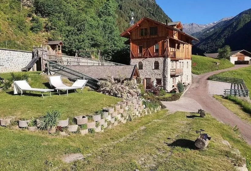 ホテル Chalet Val Di Rabbi