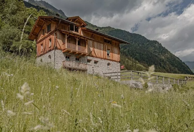 ホテル Chalet Val Di Rabbi