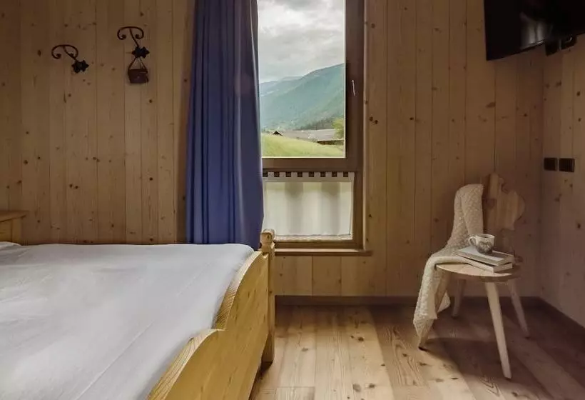 ホテル Chalet Val Di Rabbi