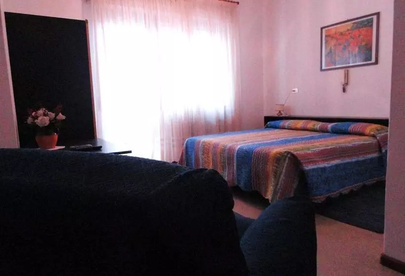 Hotelli Albergo Ristorante Cima I Pra