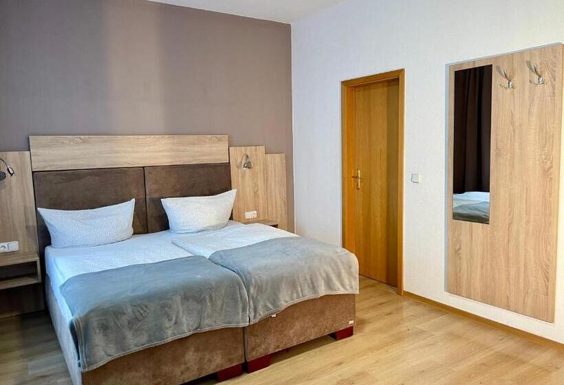 酒店 Deutscher Hof