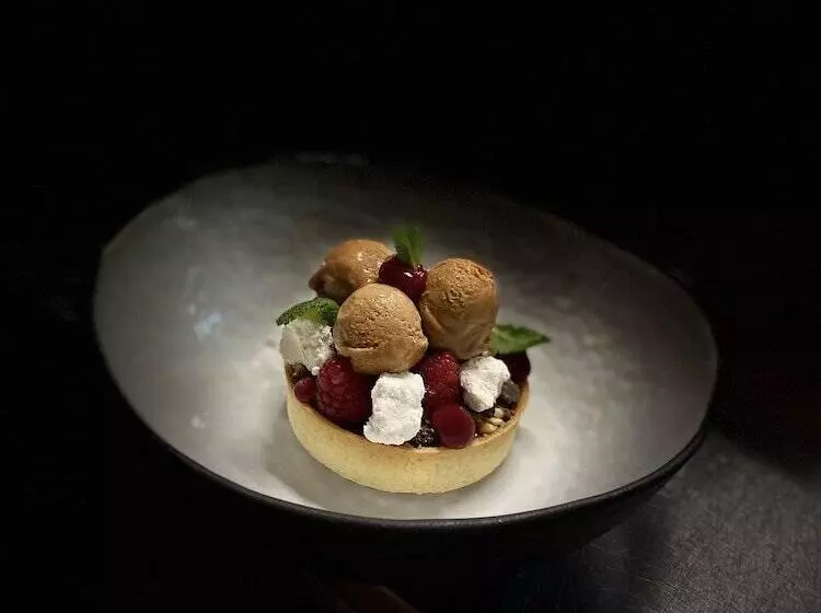 ホテル Pension Café Eisgold