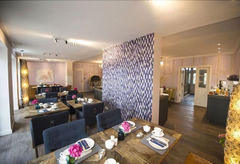 Отель Hof Galerie