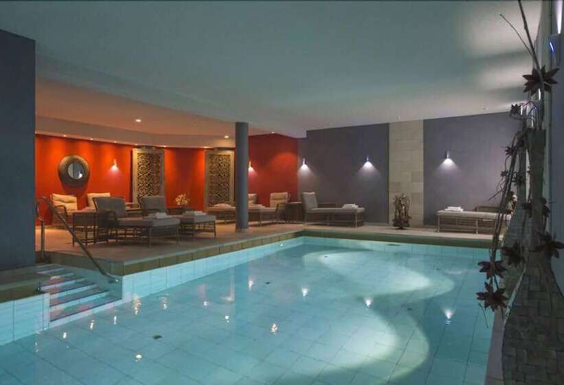 Отель Hof Galerie