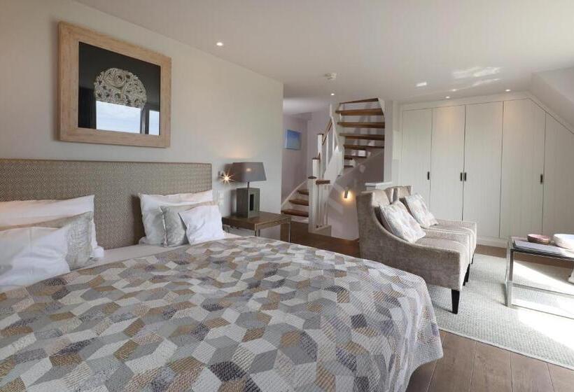 Отель Hof Galerie