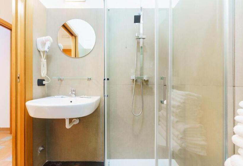 בית מלון כפרי Le Grand Bleu  Gioia Apartments