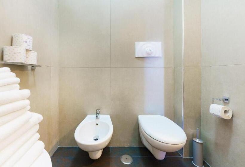 בית מלון כפרי Le Grand Bleu  Gioia Apartments