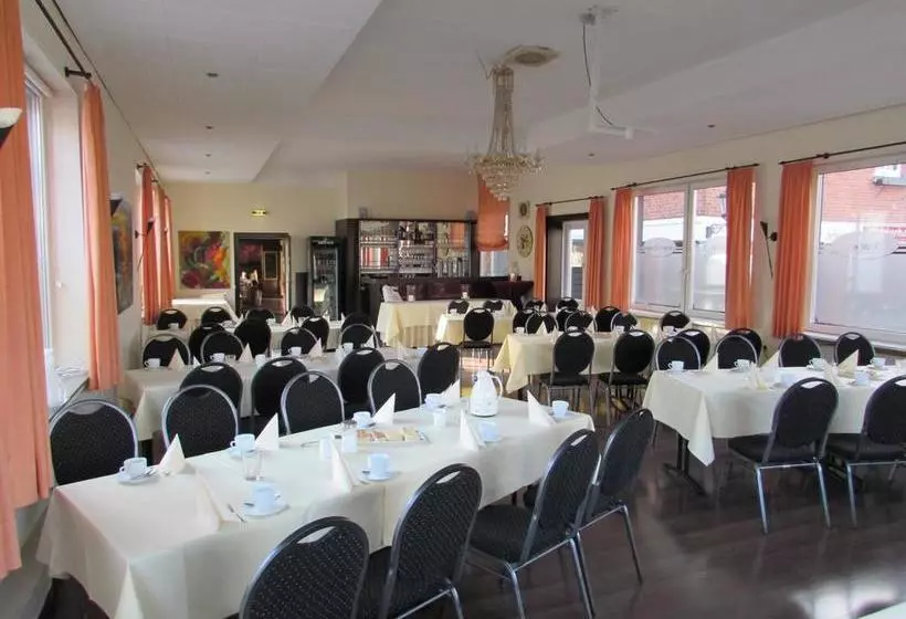 ホテル Und Restaurant Pinkenburg