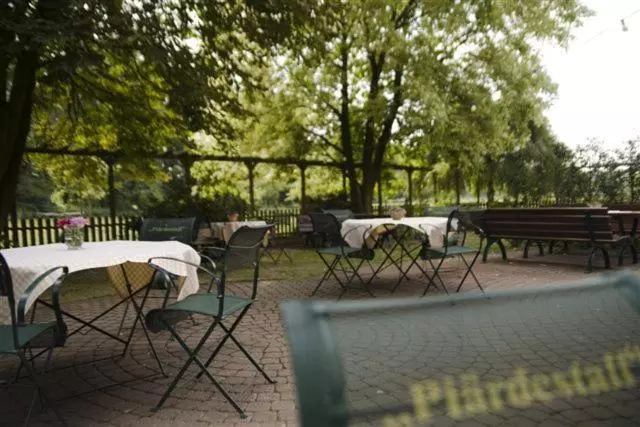 ホテル Restaurant Piärdestall Hövelhof