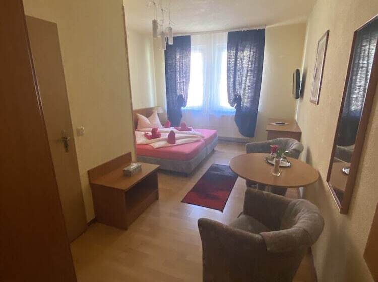 בית מלון כפרי Thüringer Hof