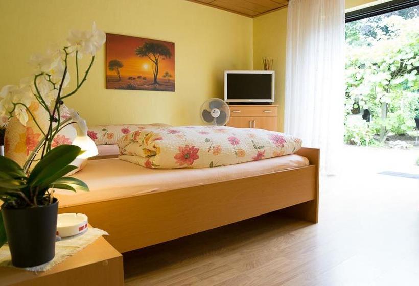 فندق Zur Brücke