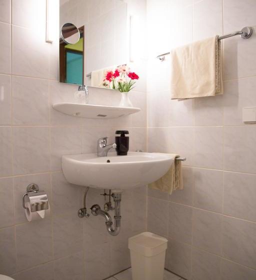 فندق Zur Brücke