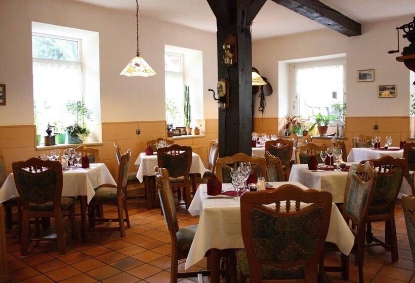 Waldhotel & Restaurant Zur Holzmühle