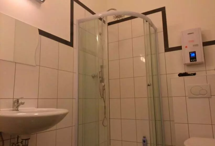 Willy Hotel Frankfurt