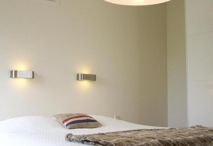 Отель Het Oude Postkantoor