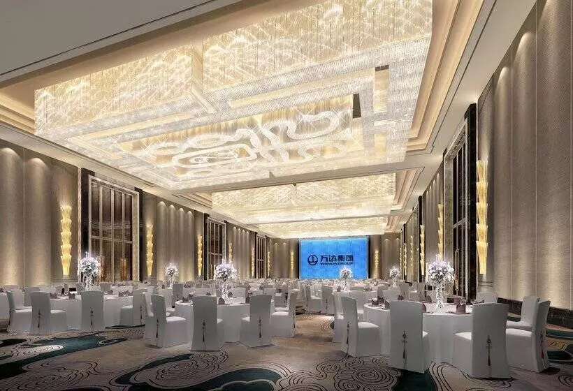 ホテル Wanda Realm Jingzhou