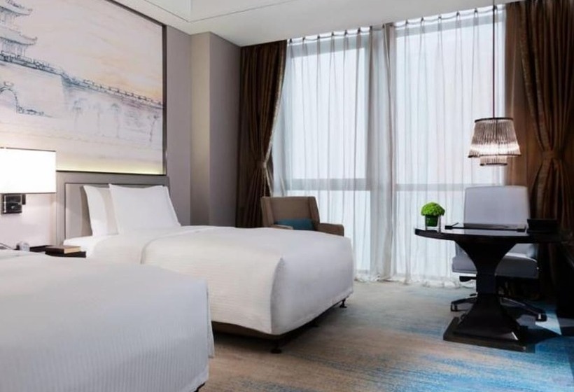 Otel Wanda Realm Jingzhou