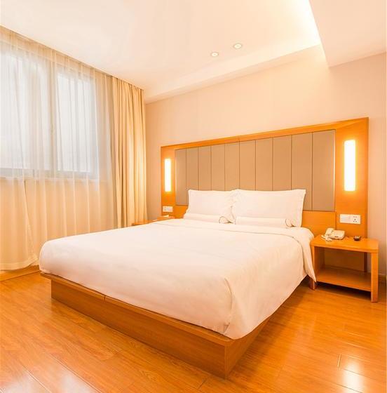 Отель Ji Chongqing Shangqing Temple