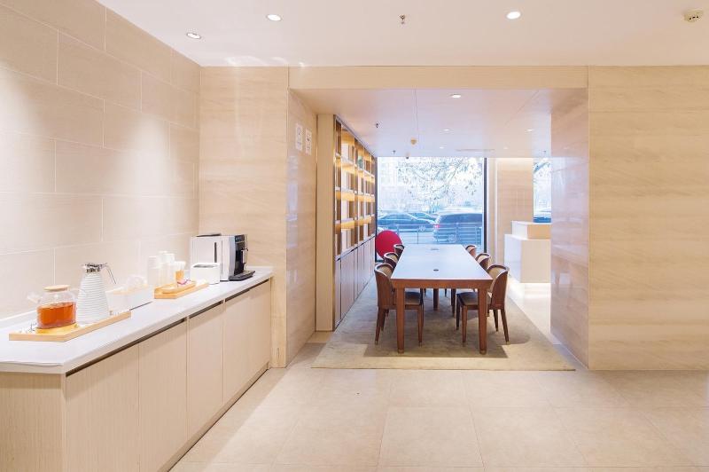 فندق Ji Dalian Qingniwa