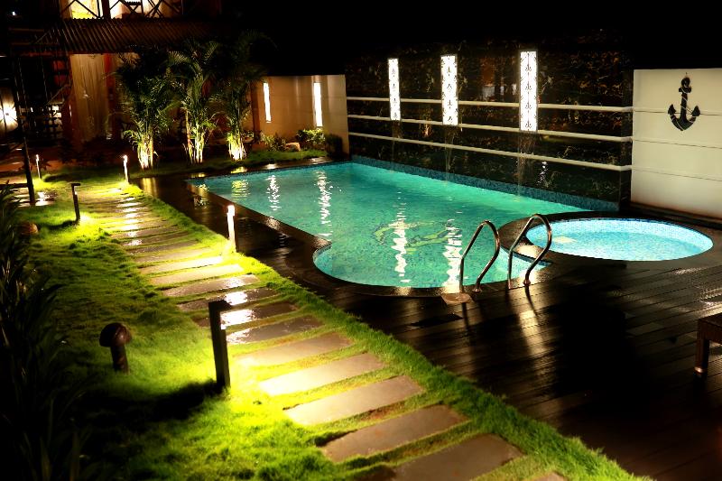 בית מלון כפרי Wooden Ecr Sea Resort