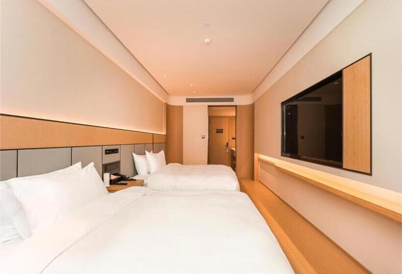 Ji Hotel Nanjing Baijia Lake