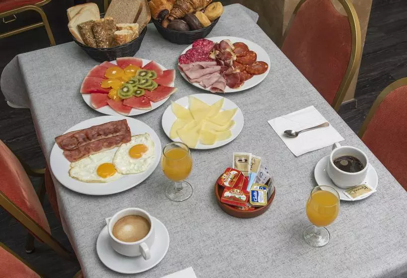 Apartamentos Manzano 3000 Con Desayuno