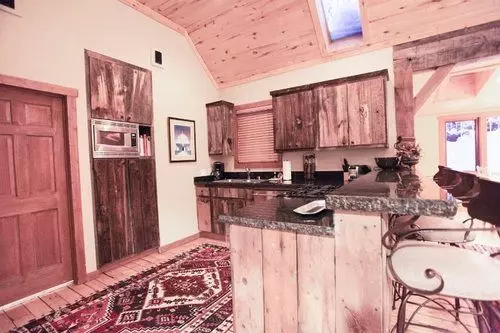 هتل Adams Ranch