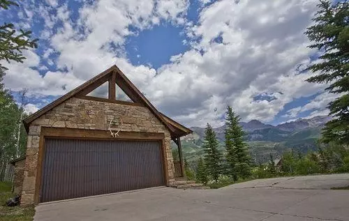 هتل Adams Ranch