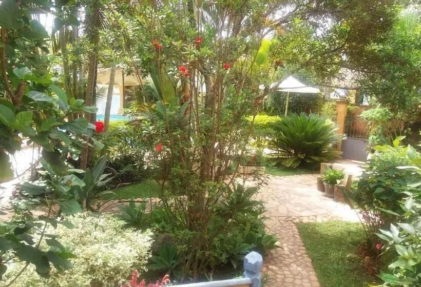 هتل Arraial Velho Pousada Tematica