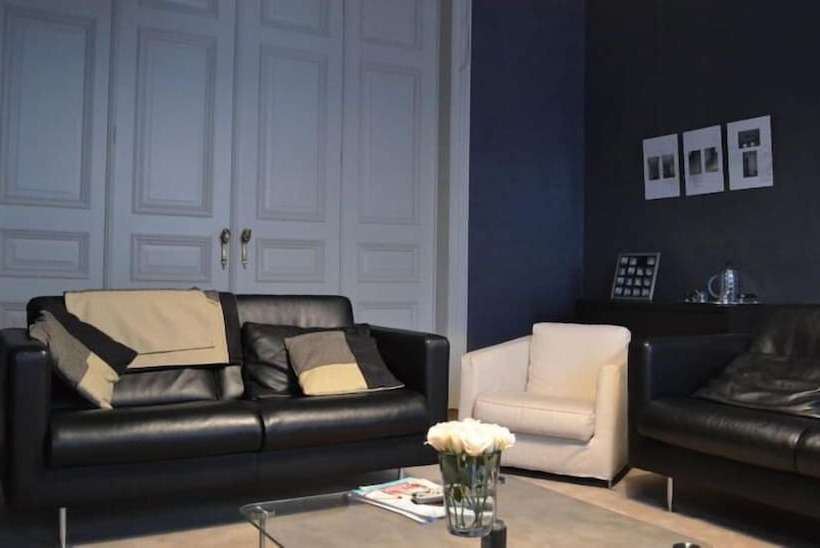 هتل B&b Dusk Till Dawn