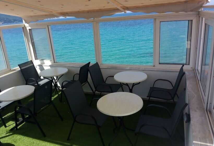 בית מלון כפרי Deja Vu