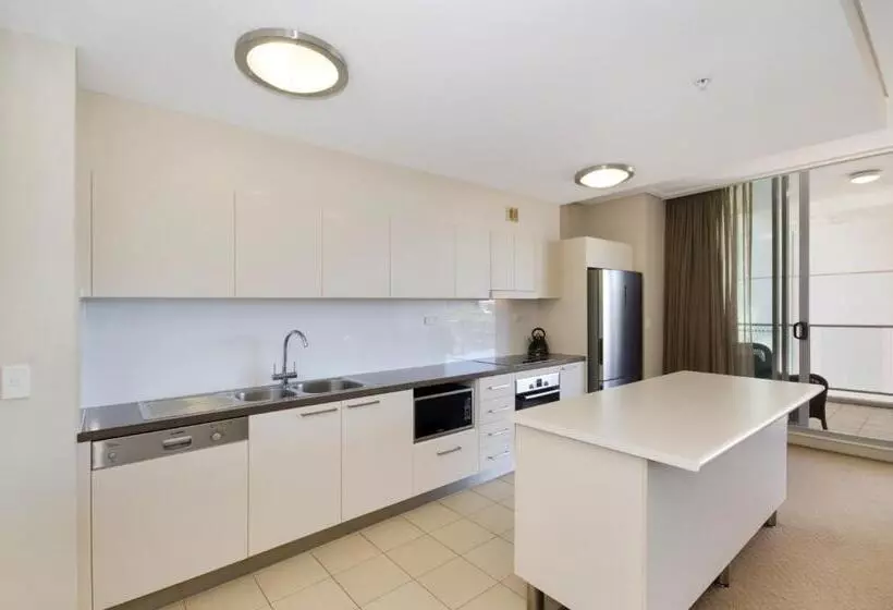ホテル The Dalgety Apartments